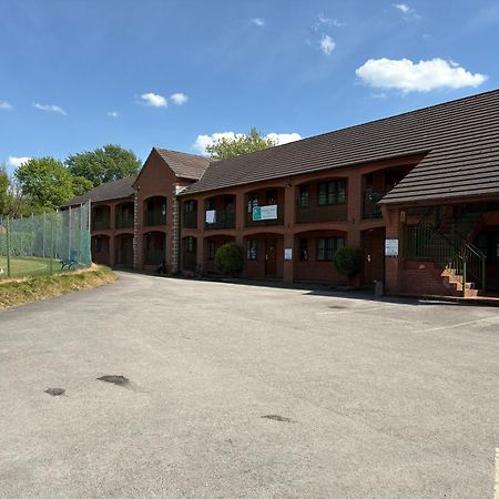 Tollgate Hotel&Leisure Stoke-on-Trent Exterior foto
